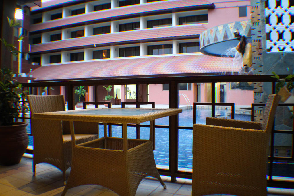 Royal Nick Hotel Lashibi ภายนอก รูปภาพ