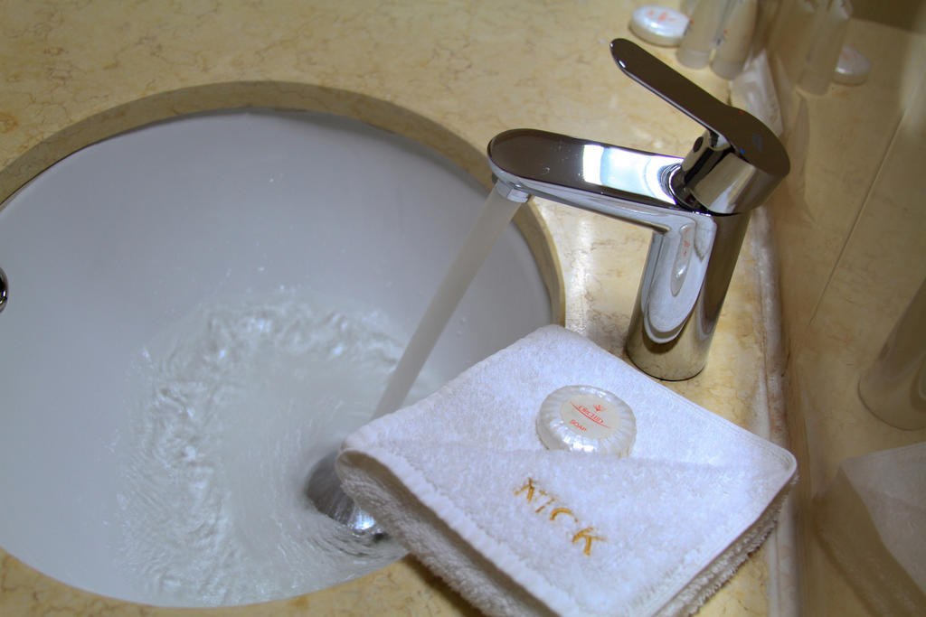 Royal Nick Hotel Lashibi ภายนอก รูปภาพ