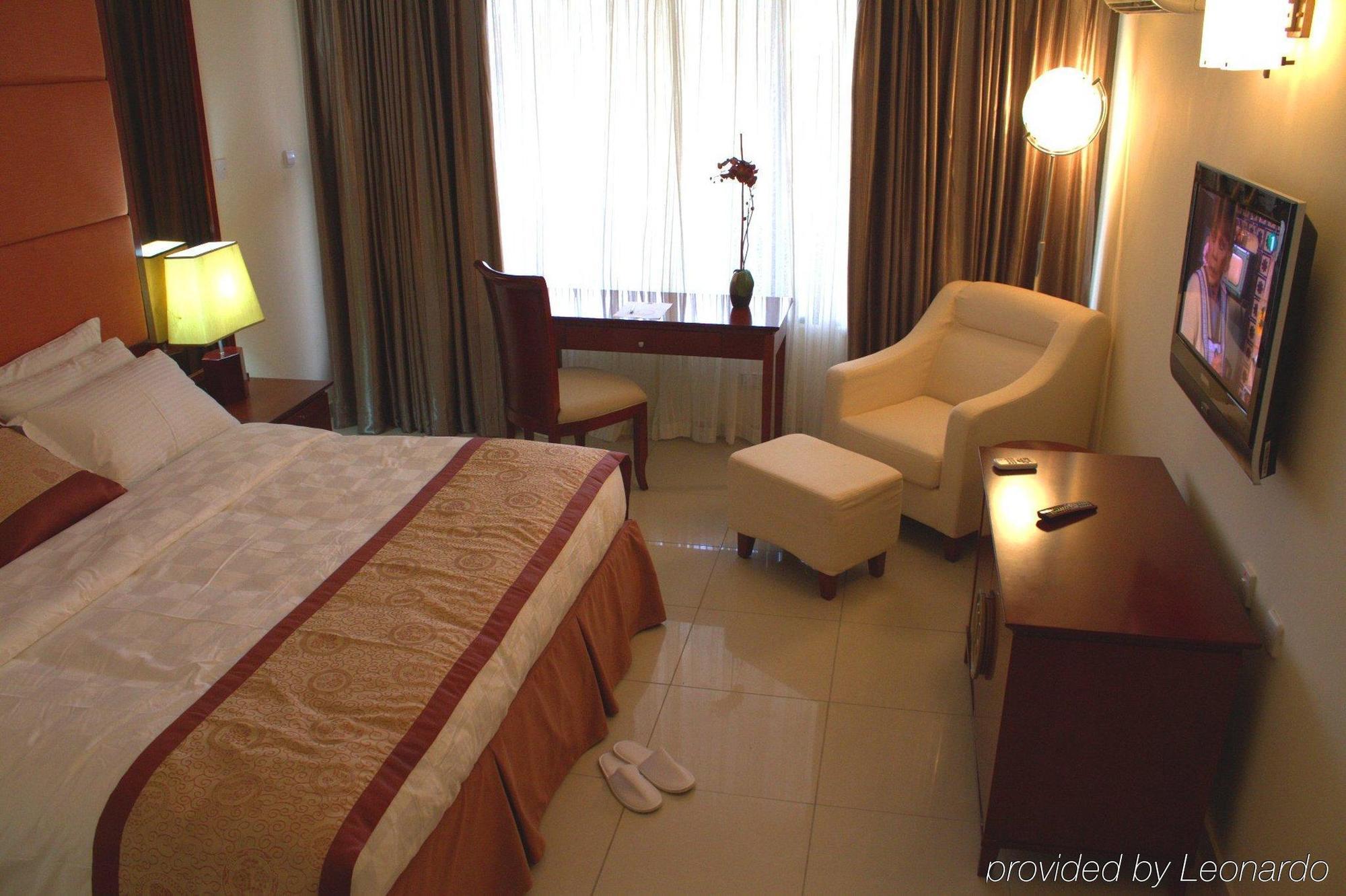 Royal Nick Hotel Lashibi ภายนอก รูปภาพ