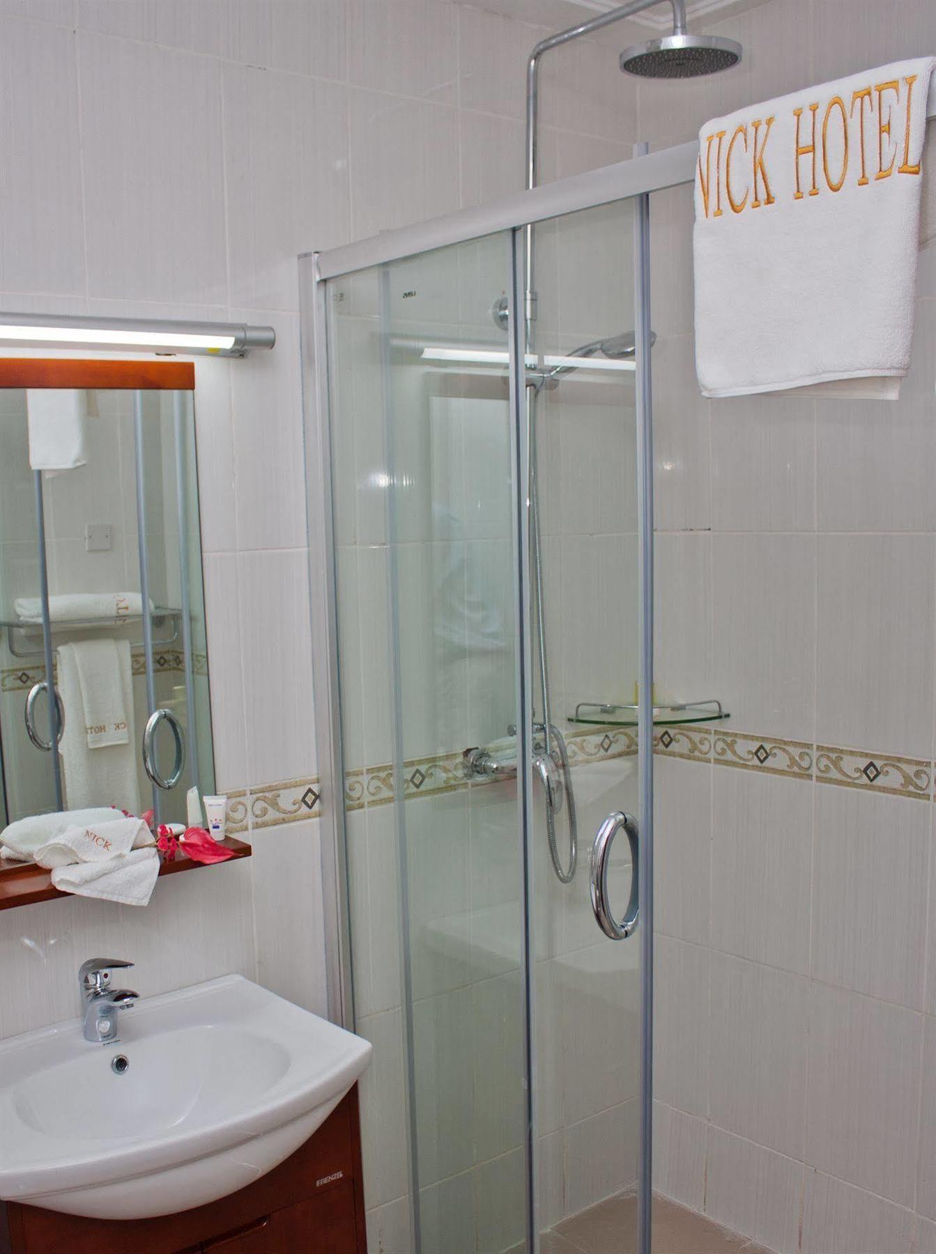 Royal Nick Hotel Lashibi ภายนอก รูปภาพ