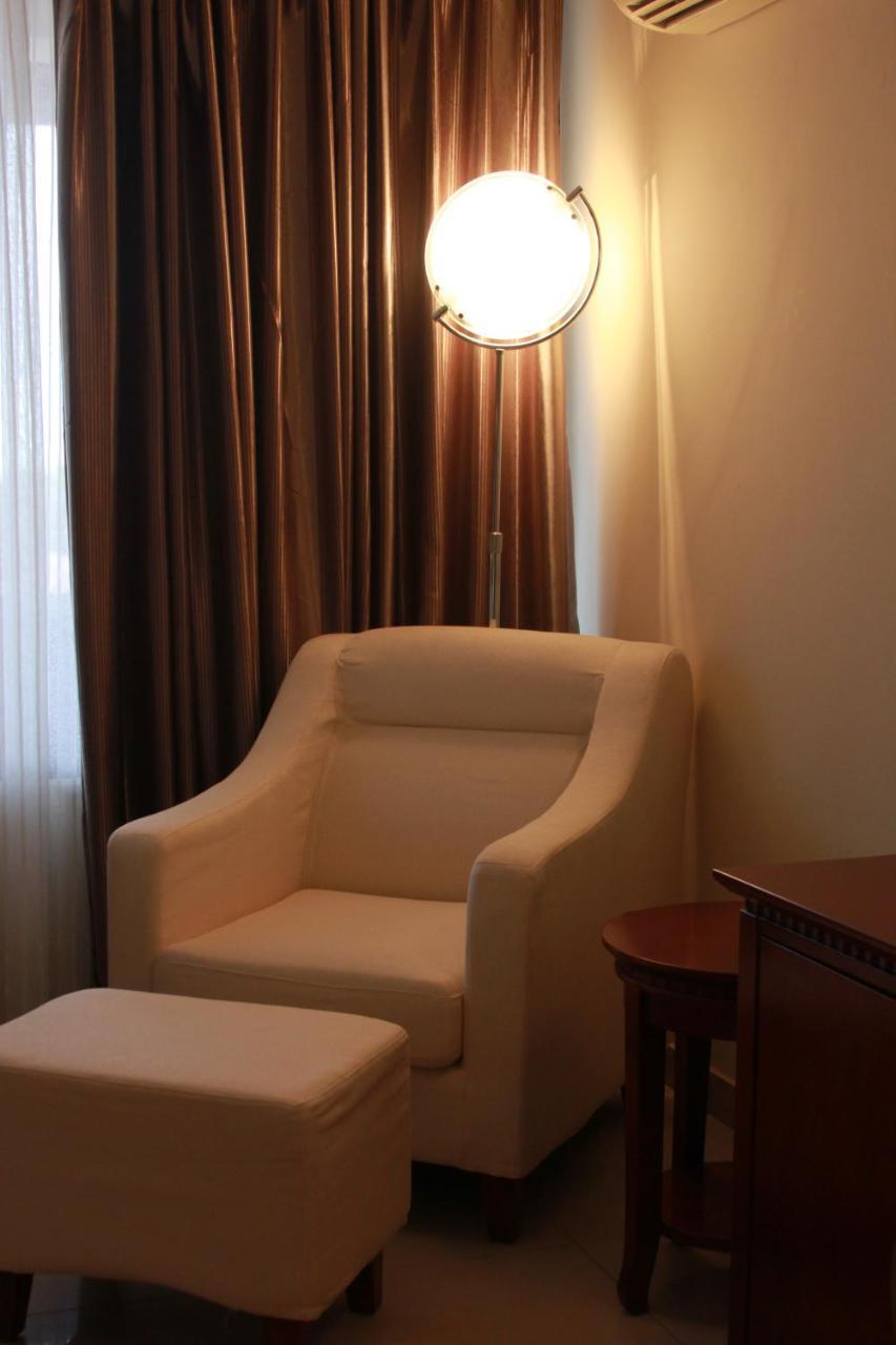 Royal Nick Hotel Lashibi ภายนอก รูปภาพ