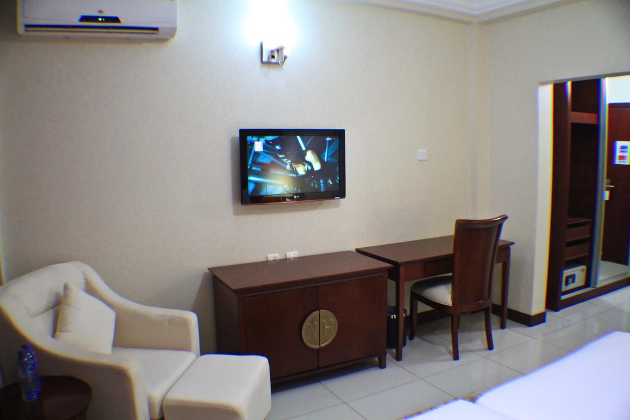 Royal Nick Hotel Lashibi ภายนอก รูปภาพ