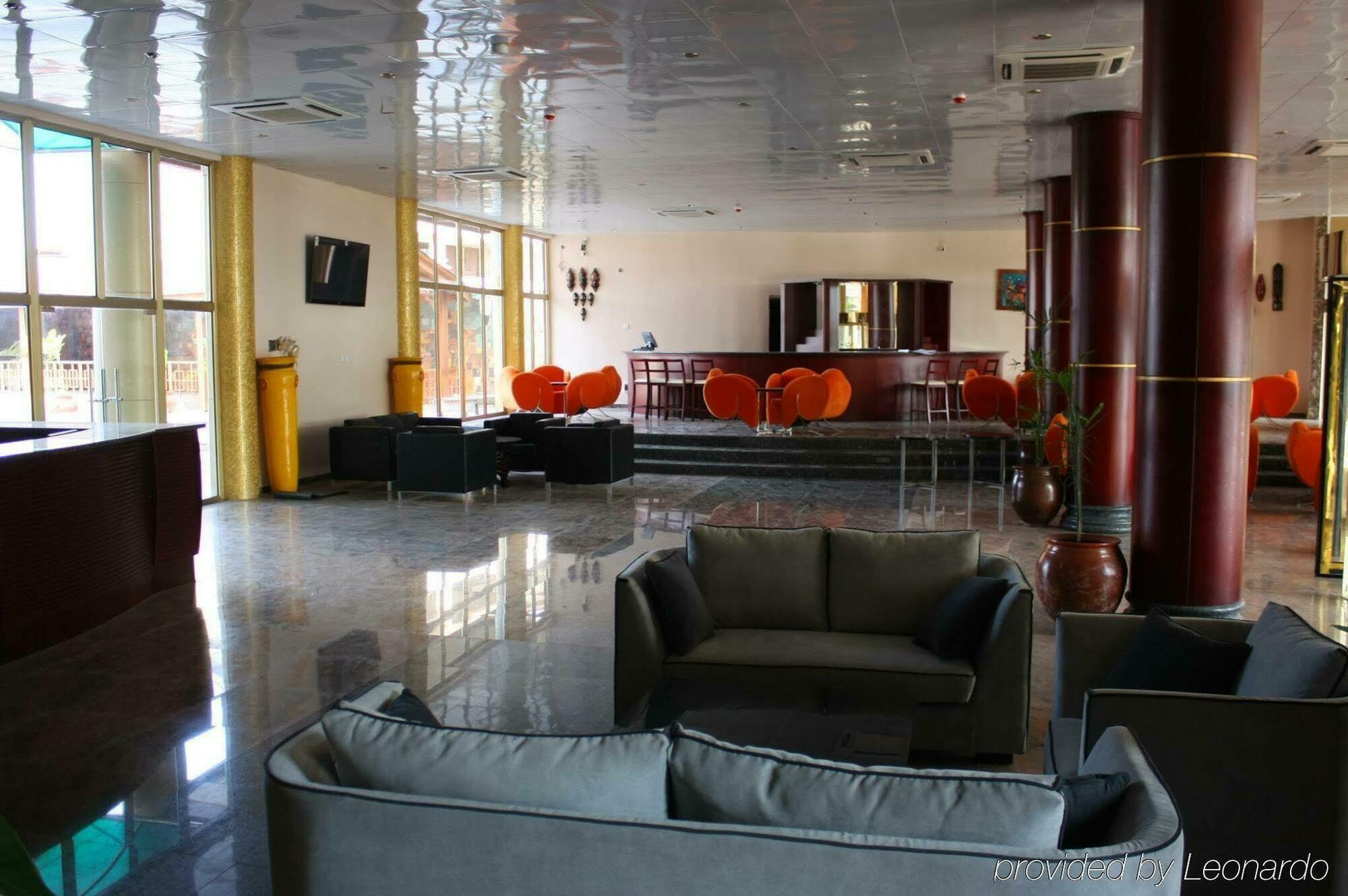 Royal Nick Hotel Lashibi ภายนอก รูปภาพ